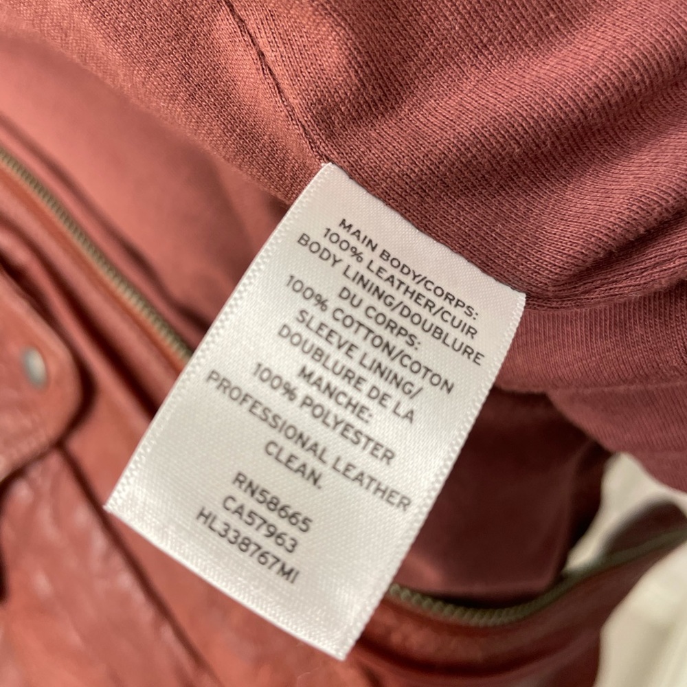 Leather jacket - Picture 2 of 7
